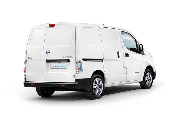 nissan env200 lease deals